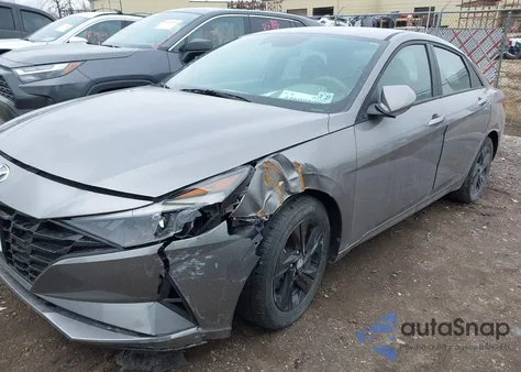 2022 Hyundai Elantra Sel from USA, damaged, VIN KMHLS4AG7NU369640